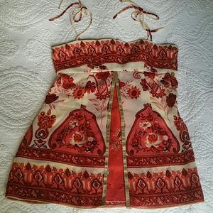 Guess women's Top size Small floral summer euc